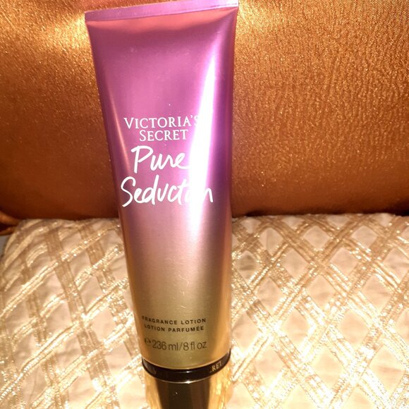 (2) BRAND NEW VICTORIAS SECRET FRAGRANCE LOTIONS - 8FL. OZ - Picture 4 of 4